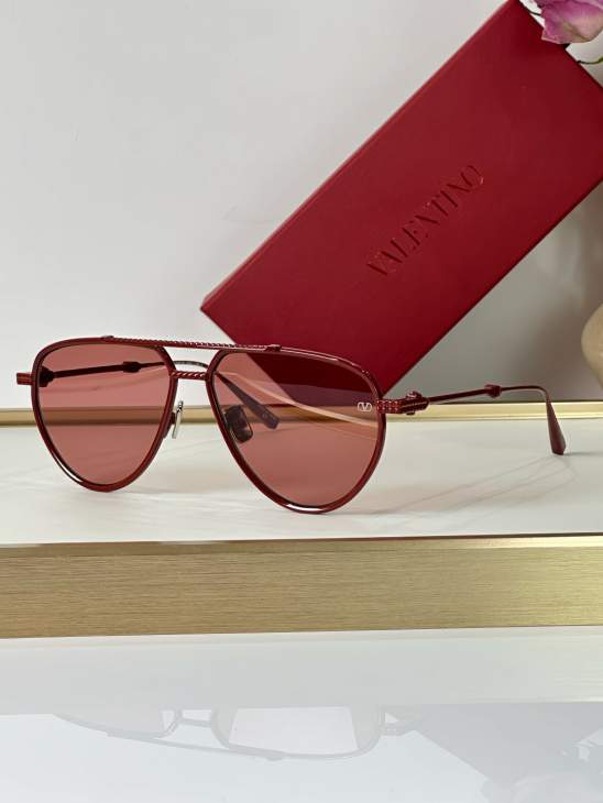 Picture of Valentino Sunglasses _SKUfw67160433fw